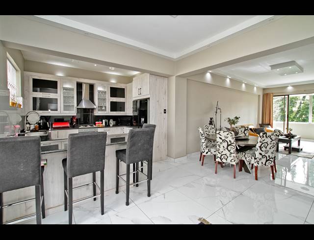 3 BEDROOM APARTMENT FOR SALE IN OBSERVATORY